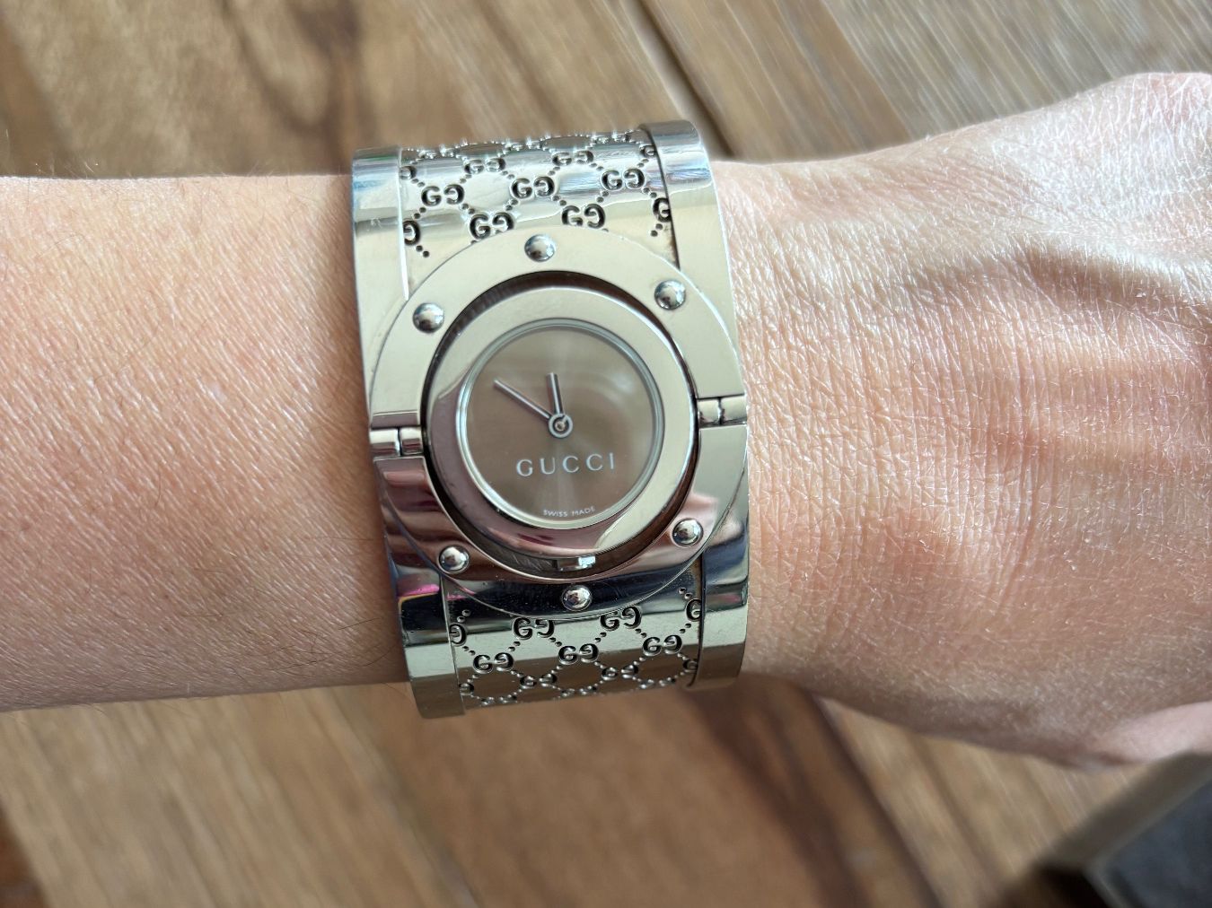 Gucci Orologi: Gucci twirl watch – Usato da Wallisellen venduto da Daisy_Luxury 4