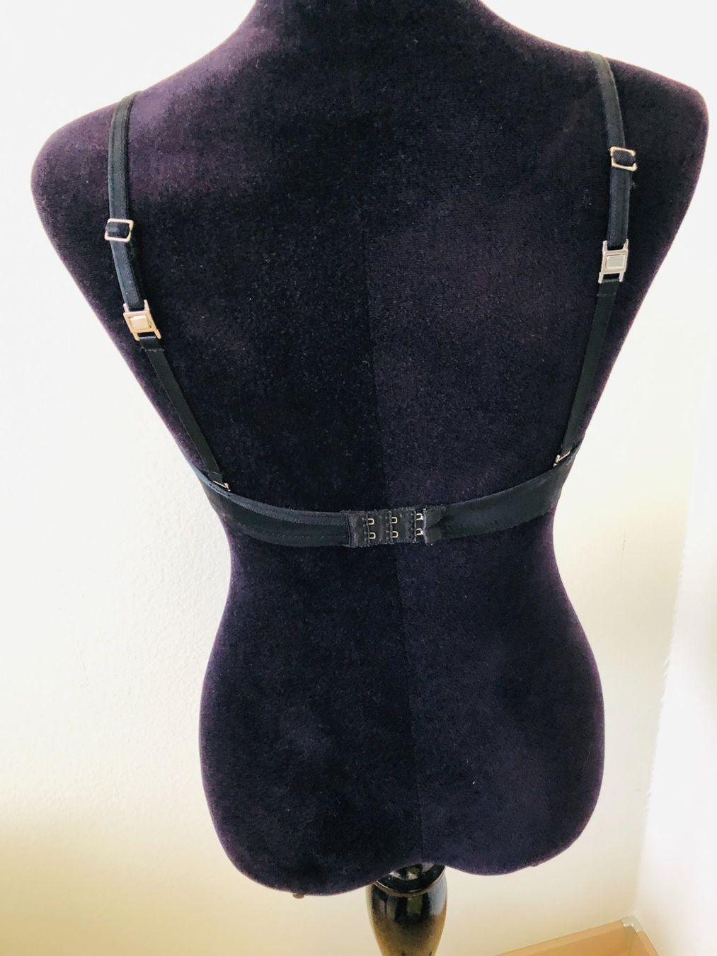 Altra biancheria intima: Schwarzer Push-up BH, Grösse 75C – Usato da Arlesheim venduto da OmnIa55 2