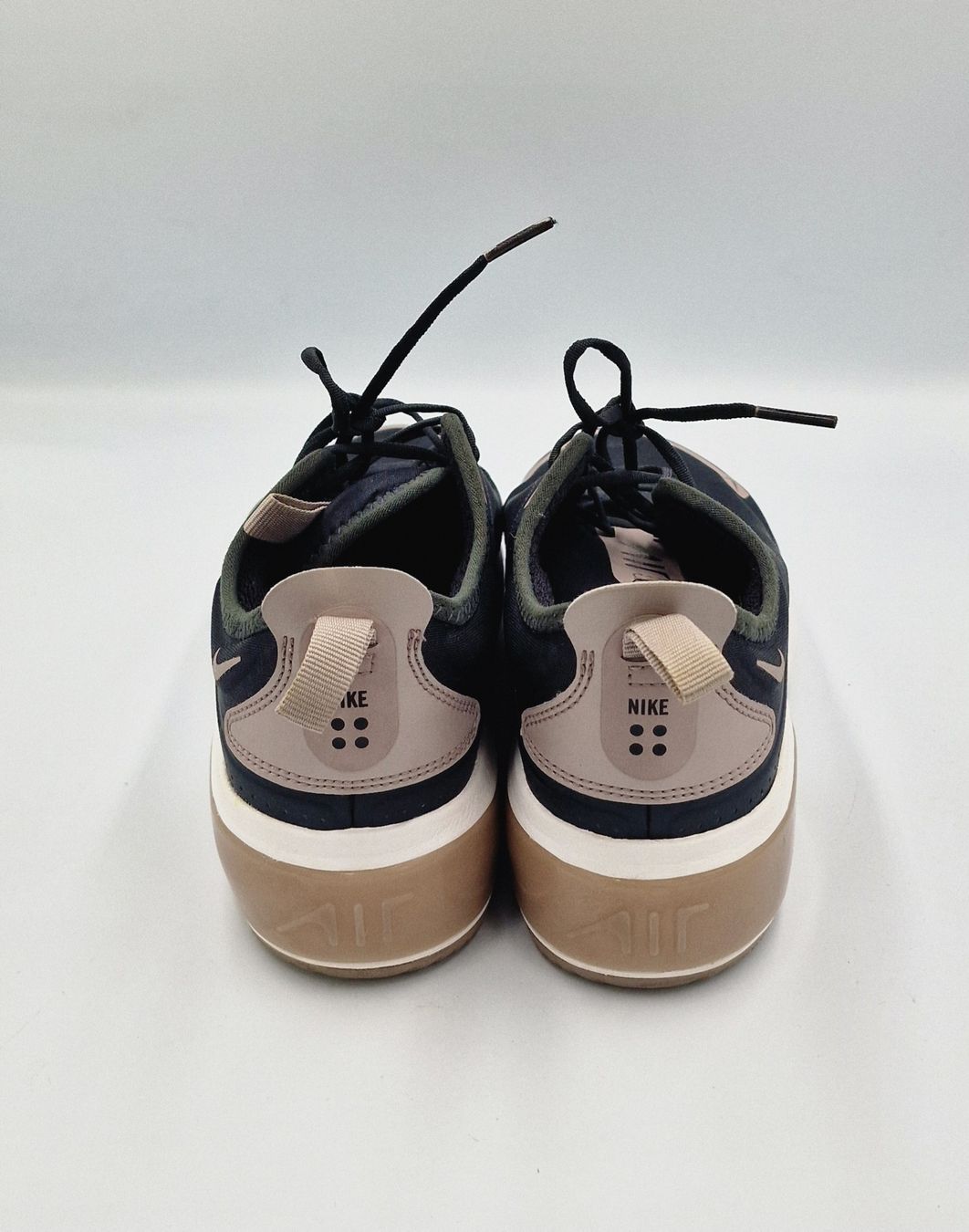 Nike Scarpe da donna: Nike Wmns Air Max Dia SE 'Blue Void' gr 38 – Usato da Affeltrangen venduto da Szafaoli 2