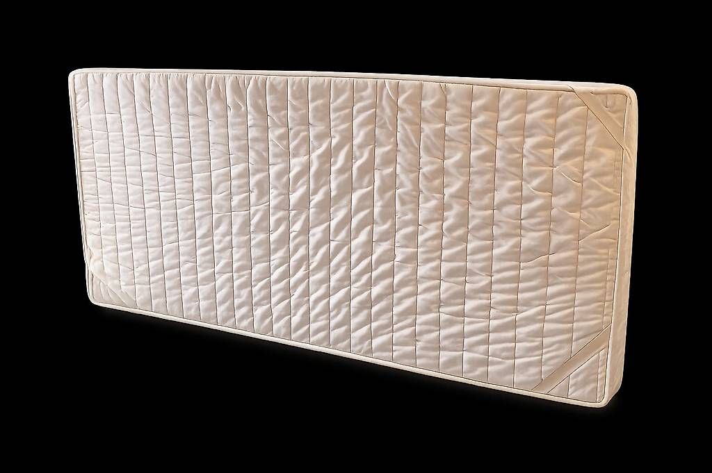 Jysk Materassi: Matraze 90x200 cm mit Überzug – Usato da Eichberg venduto da Bart_the_sheep