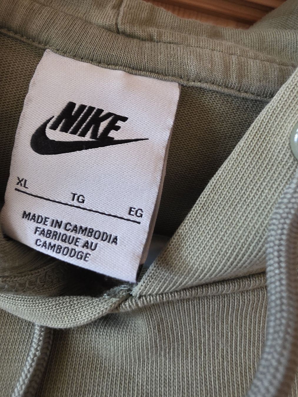 Nike Maglioni & Felpe: Nike Oversize Hodie XL – Usato da St. Peterzell venduto da upcycling_ 1