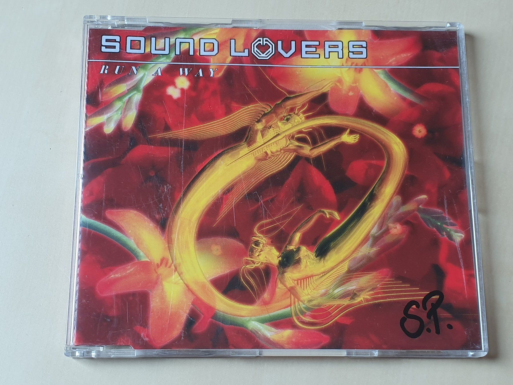 CD: Sound Lovers Run A Way – Usato da Stansstad venduto da collectorsshop