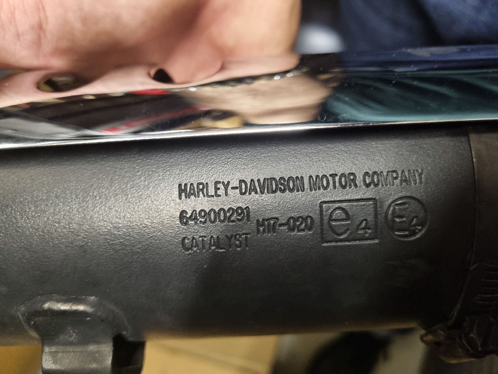 Harley-Davidson Auspuffanlagen: Auspuff Harley-Davidson neuwertig mit Blinker – Neu (gemäss Beschreibung) aus Baden von Luna.C 2