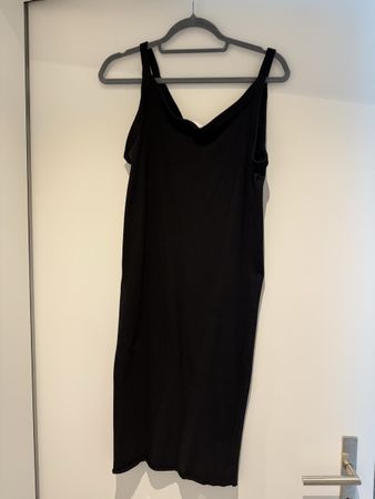 Kleid schwarz Grösse M neu 