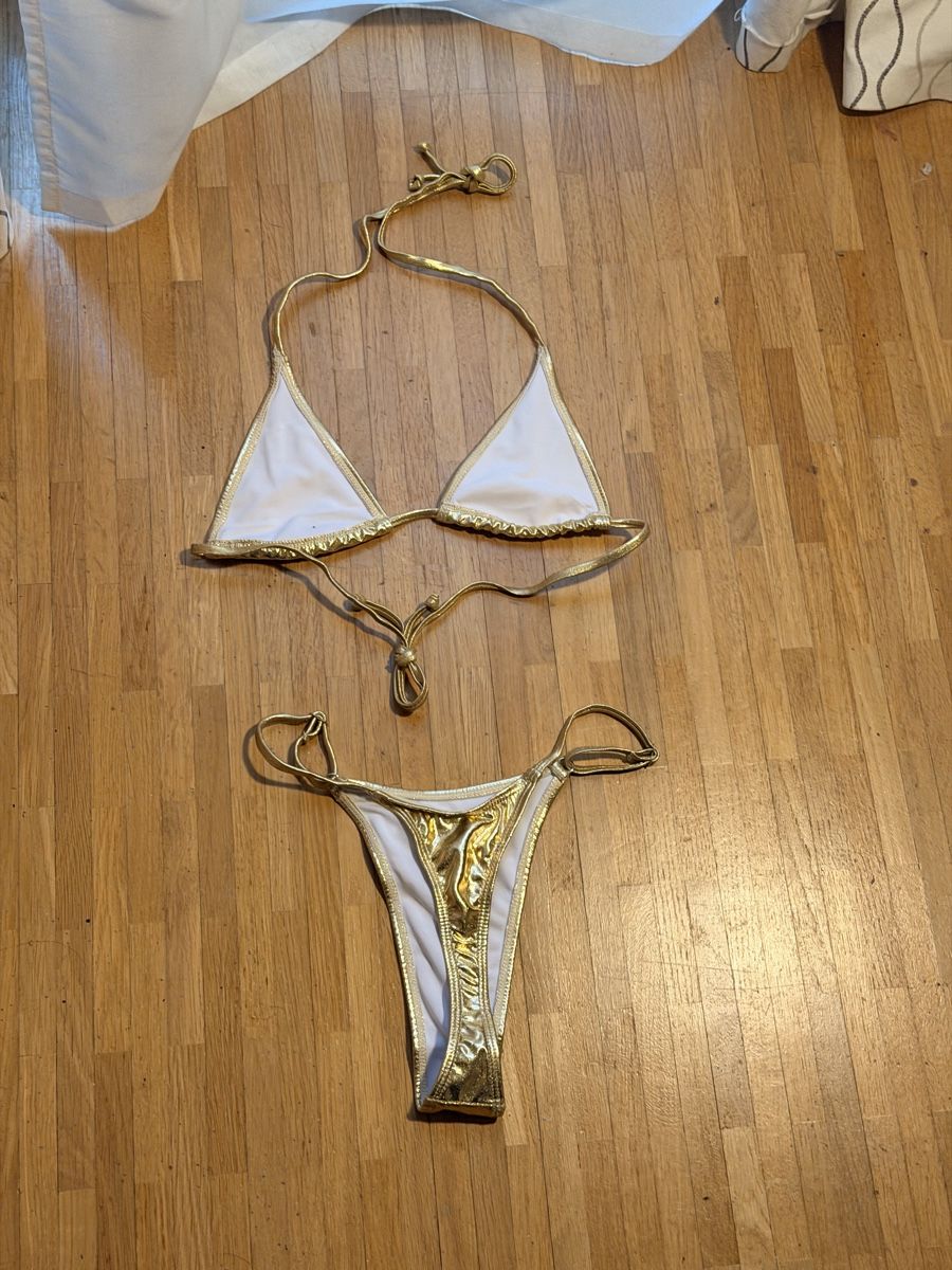 Costumi da bagno & Bikini: Maillot de bain doré 2 pièces – Nuovo e nell'imballaggio originale da Le Lignon venduto da Ana2831 1