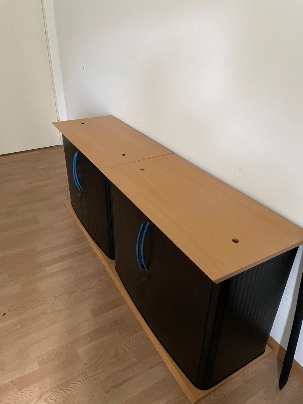 Cassettiere: Büro-Korpus (2x) - Kommode mit integriertem Ablagesystem – Usato da Zürich venduto da FrogstileTokyo