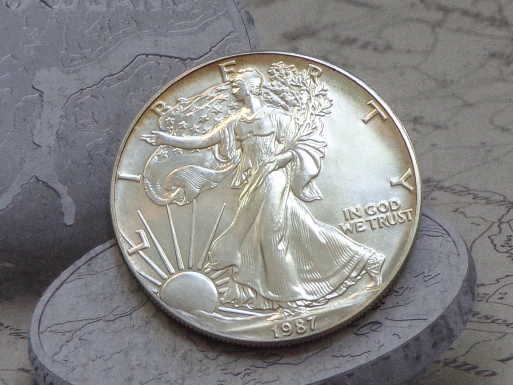 Tutti le monete: USA 1 oz 1987 Fine Silver .999 - "American Silver Eagle" – Usato da Pully venduto da UCA01 1