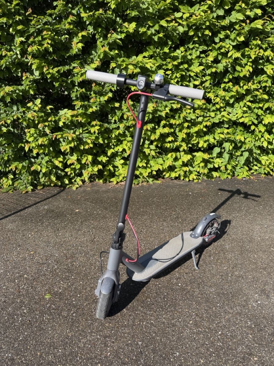 Scooter: Trottinette électrique 30km/h – Usato da Tramelan venduto da kha_jvd5