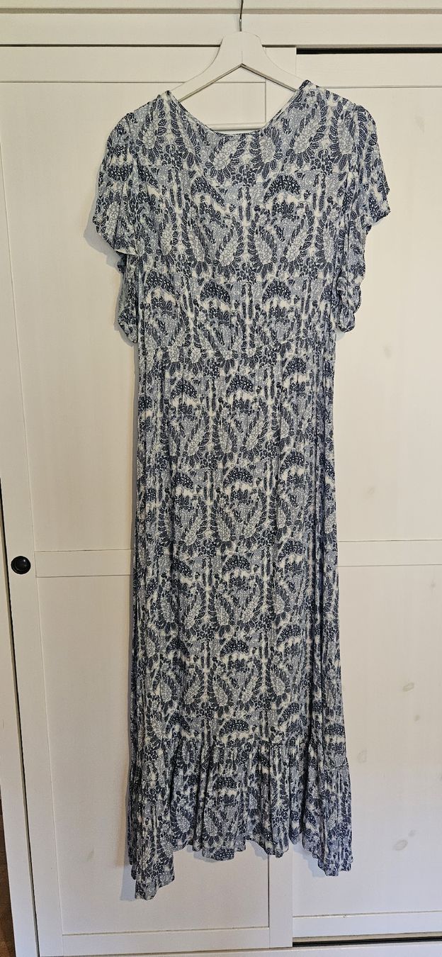 Vestiti: gemustertes Maxikleid – Usato da Hüttlingen venduto da Thurgi85 4