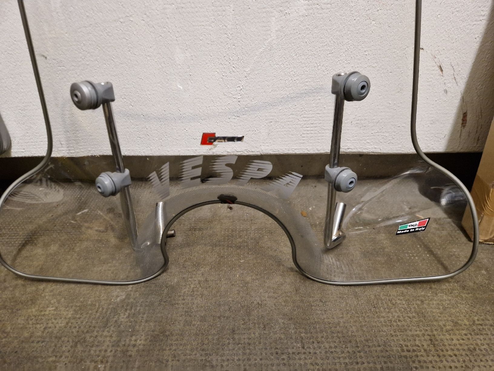 Tutti i ricambio per moto: Windschutzscheibe vespa – Usato da Riehen venduto da mbahn 1