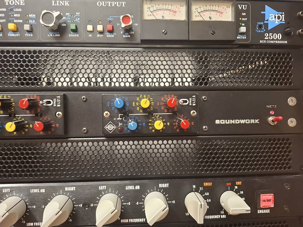 Equalizzatori: Neumann w491A fully racked – Usato da Port venduto da Sinusgenerator 3