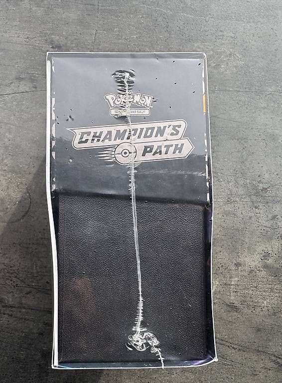 Pokémon Carte collezionabili: Pokémon Champions Path ETB, 100% sealed – Usato da Biel-Bienne venduto da Mwalther 2