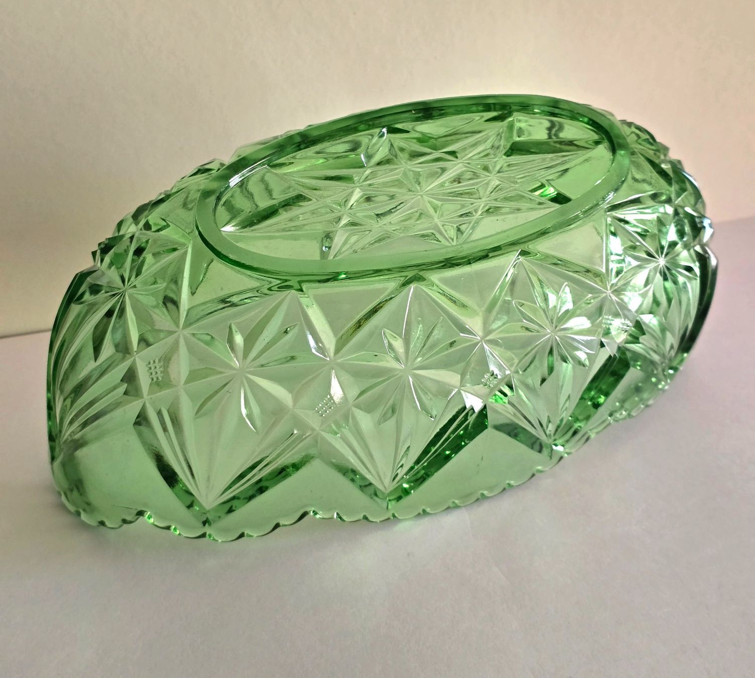 Ciotole: Schale Art Deco, Schiffchen-Form, Jardinère – Usato da Rheinau venduto da MakalekaAloha 7