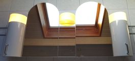 Spiegelschrank 140 x 49.5 x 14m cm, weiss, Steckdose, Licht