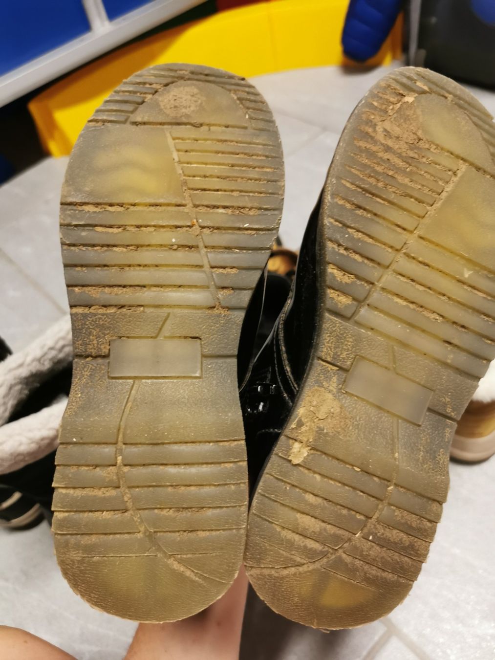 Skechers Scarpe per ragazze: 2 Paar Herbst-/Winterstiefeli Gr. 35 – Usato da Konolfingen venduto da torina85 4
