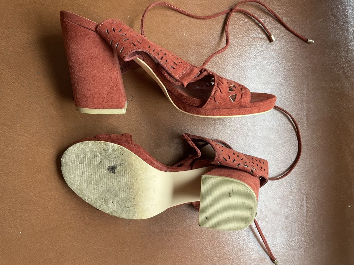 Promod Scarpe da donna: Chaussures à talons Promod – Usato da Neuchâtel venduto da Estonia17 2