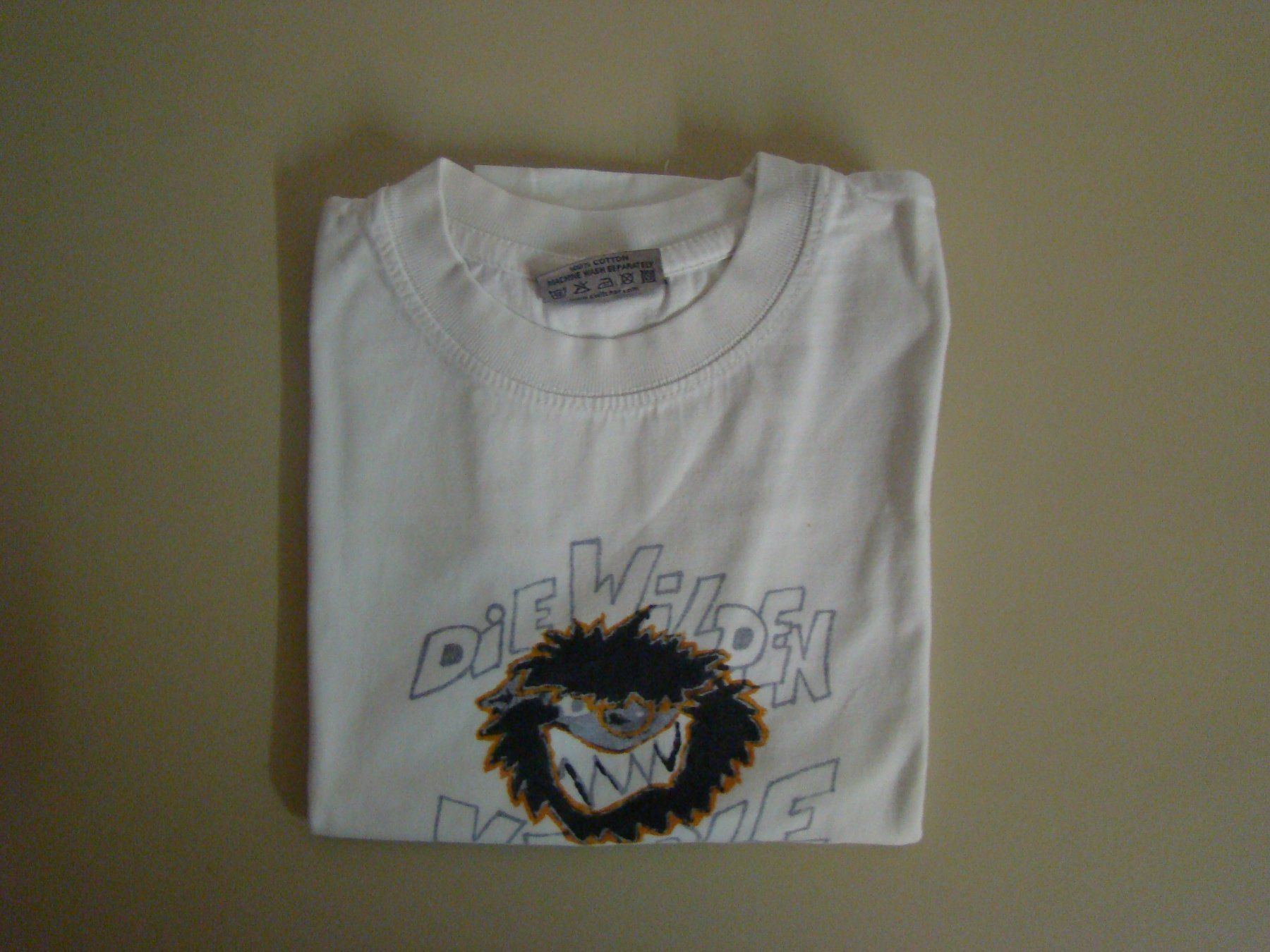 Blusen, T-Shirts & Tops: 3 T-Shirts Grösse 116 – Gebraucht aus Malters von burzi 3