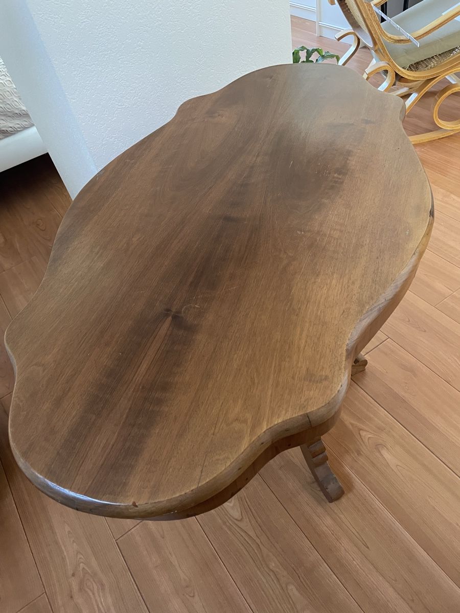 Tische: Table en bois 1.10 cm – Gebraucht aus Colombier NE von mistigris007 2