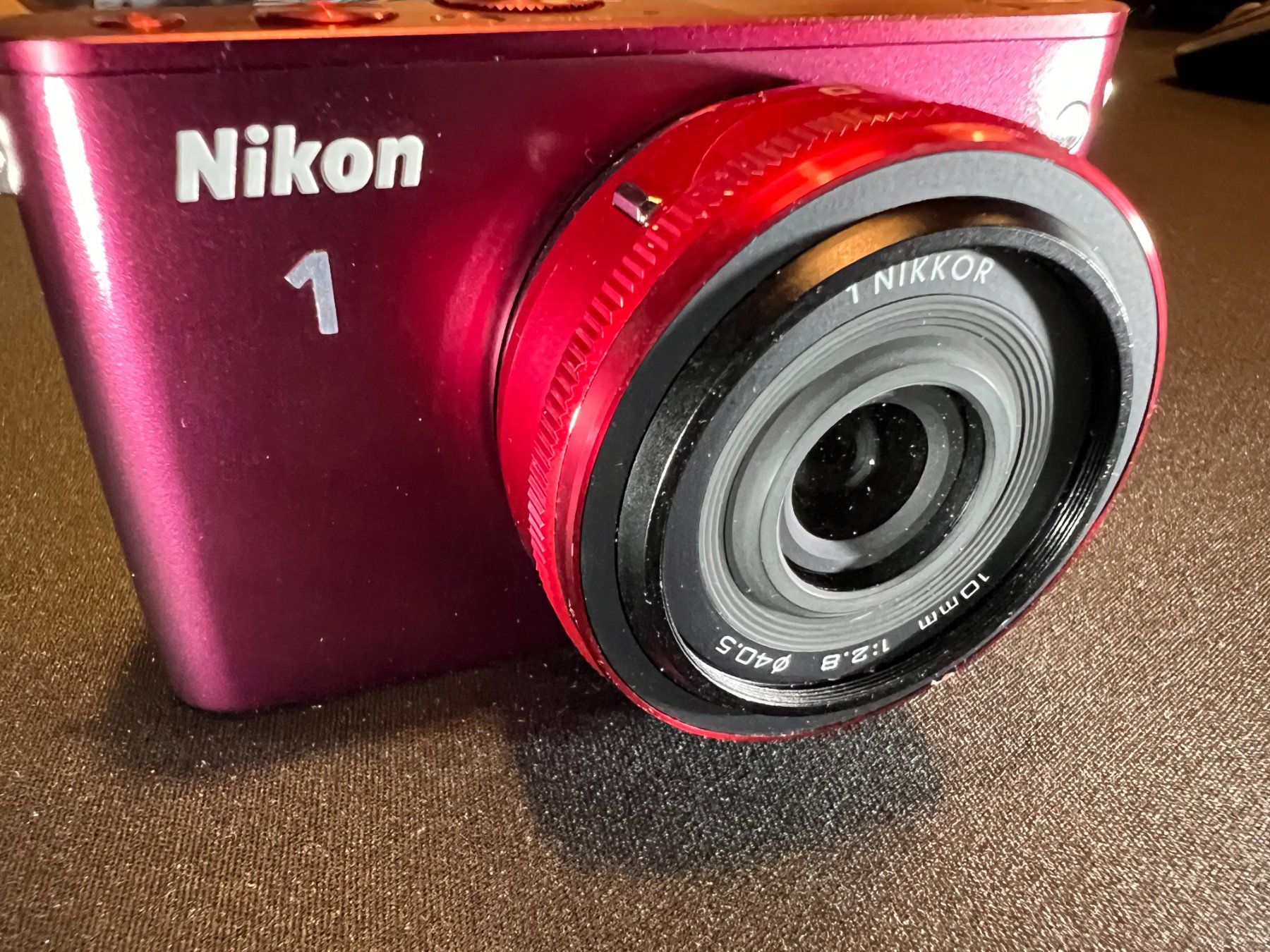 Nikon Kamera: Nikon 1 J3 mit zwei Objektiven – Gebraucht aus Uster von Stoessda 1