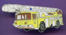 FEUERWEHRAUTO  mit Drehleiter