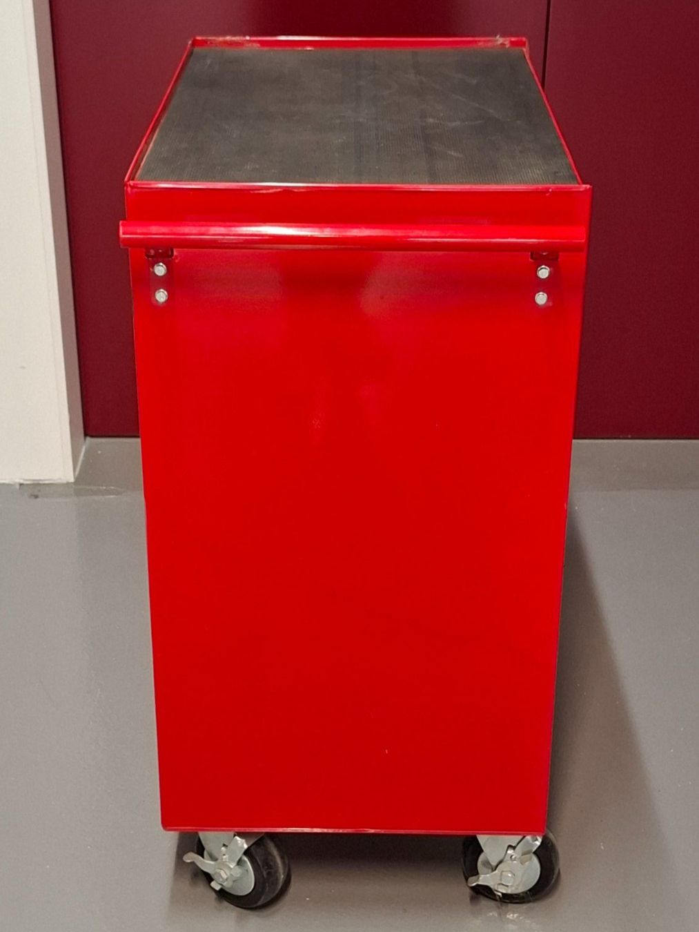 Korpus: Servante à outils rouge 7 tiroirs sans clés – Gebraucht aus Villars-Ste-Croix von pau_8fls 3
