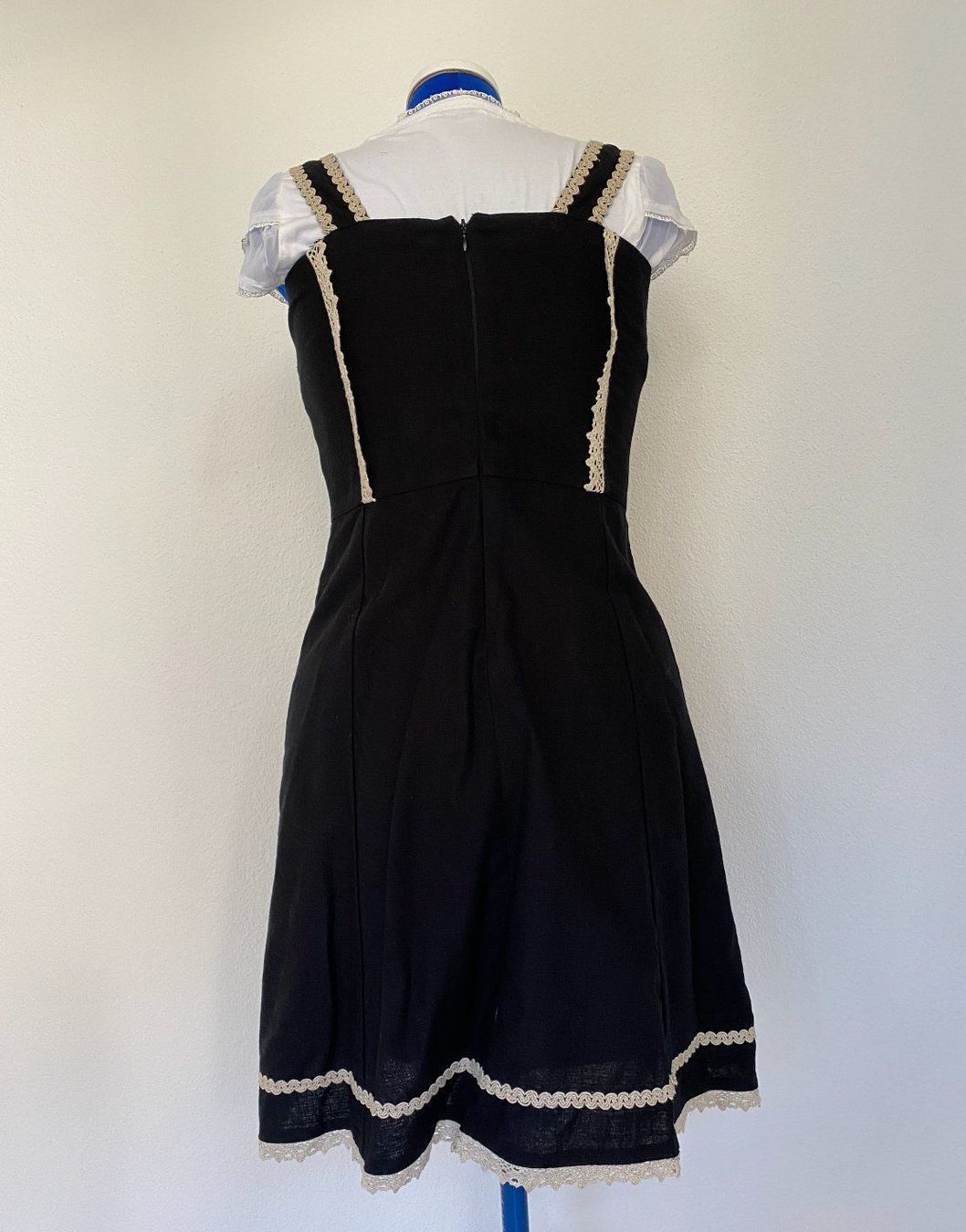 Vestiti: Dirndl Grösse 42 – Usato da Dagmersellen venduto da sheli17 2