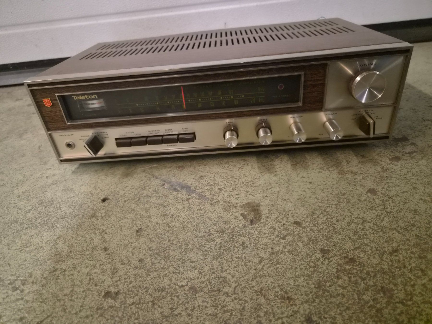 Verstärker: FET Teleton stéréo tuner amplifier – Gebraucht aus Conthey von greenday85 5