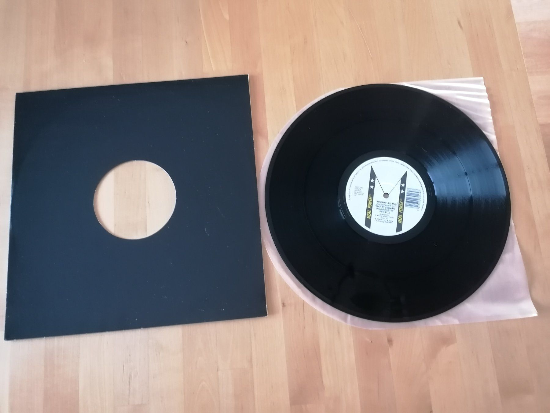 Dischi in vinile: Red Fox – Teach Me – Usato da Emmenbrücke venduto da WintoWin 1