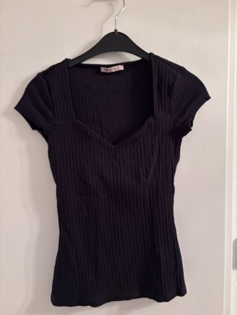 Anna Field shirt, size S
