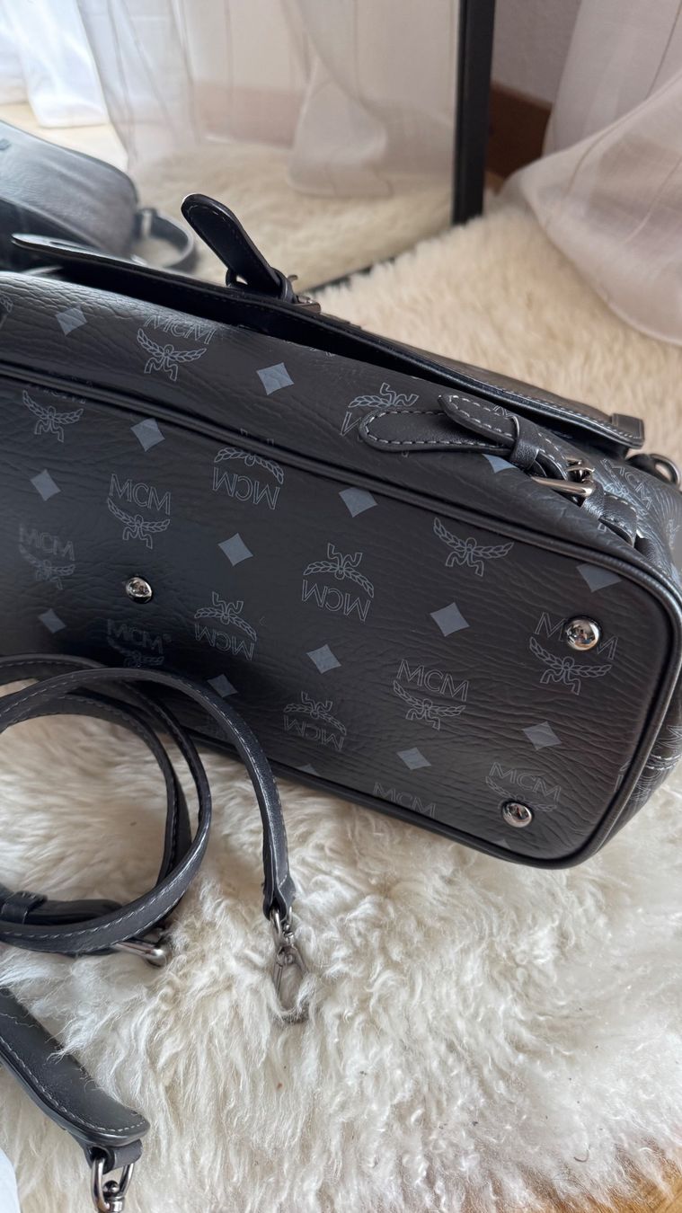 Mcm Borse da donna: MCM CROSSBODY – Nuovo (secondo la descrizione) da Glattbrugg venduto da Mini-mall 2