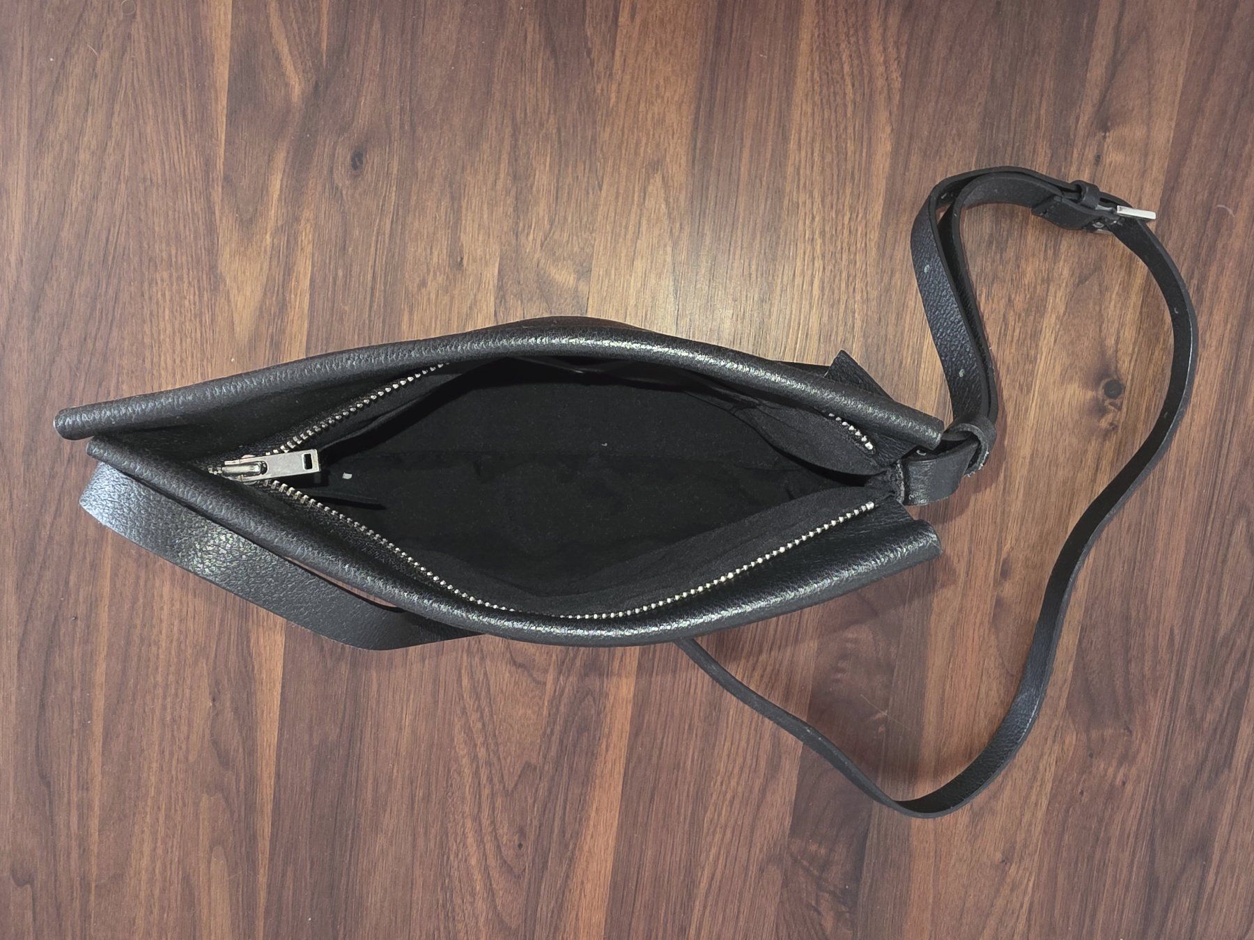 Cos Taschen für Damen: Handtasche von COS – Gebraucht aus Luzern von Paparazzi 2