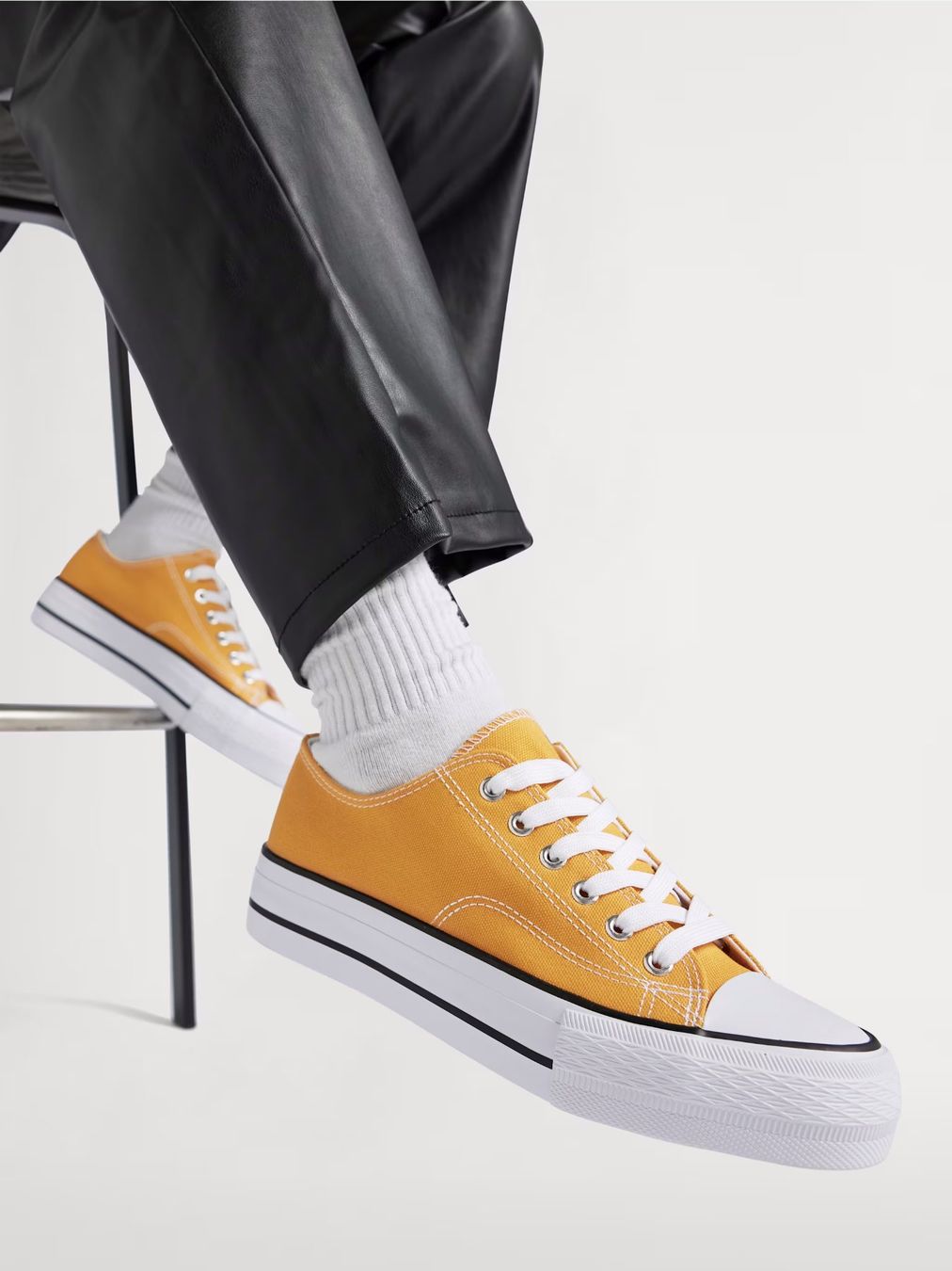 Scarpe per ragazzi: Sneaker 31 Gelb – Usato da Gossau SG venduto da dolores_x