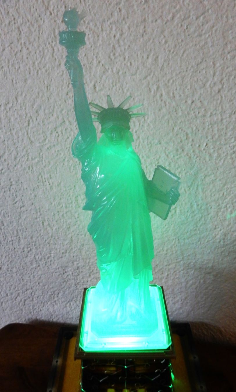 Ravensburger Puzzle: **Puzzle 3D Freiheitsstatue, leuchtend, ein Hingucker** – Usato da zürich venduto da Heidiho1 7