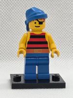 LEGO Pirates pi028 Pirate Red / Black Stripes Shirt