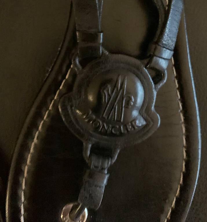Scarpe da donna: Moncler Ledersandalen / 38 – Usato da Bern venduto da Nici2210 3