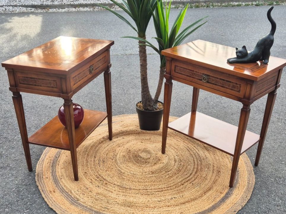 Comodini: 2 tables de nuit anciennes – Usato da Fully venduto da tameab