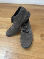 Graue Wildleder Herrenschuhe Grösse 43