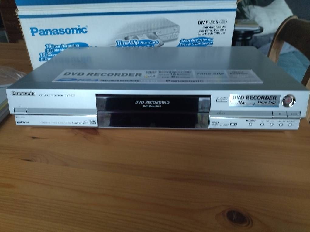 Panasonic Registratori: DVD Harddisk Recorder Panasonic DMR E55 – Usato da Aathal - Seegräben venduto da anny44 2