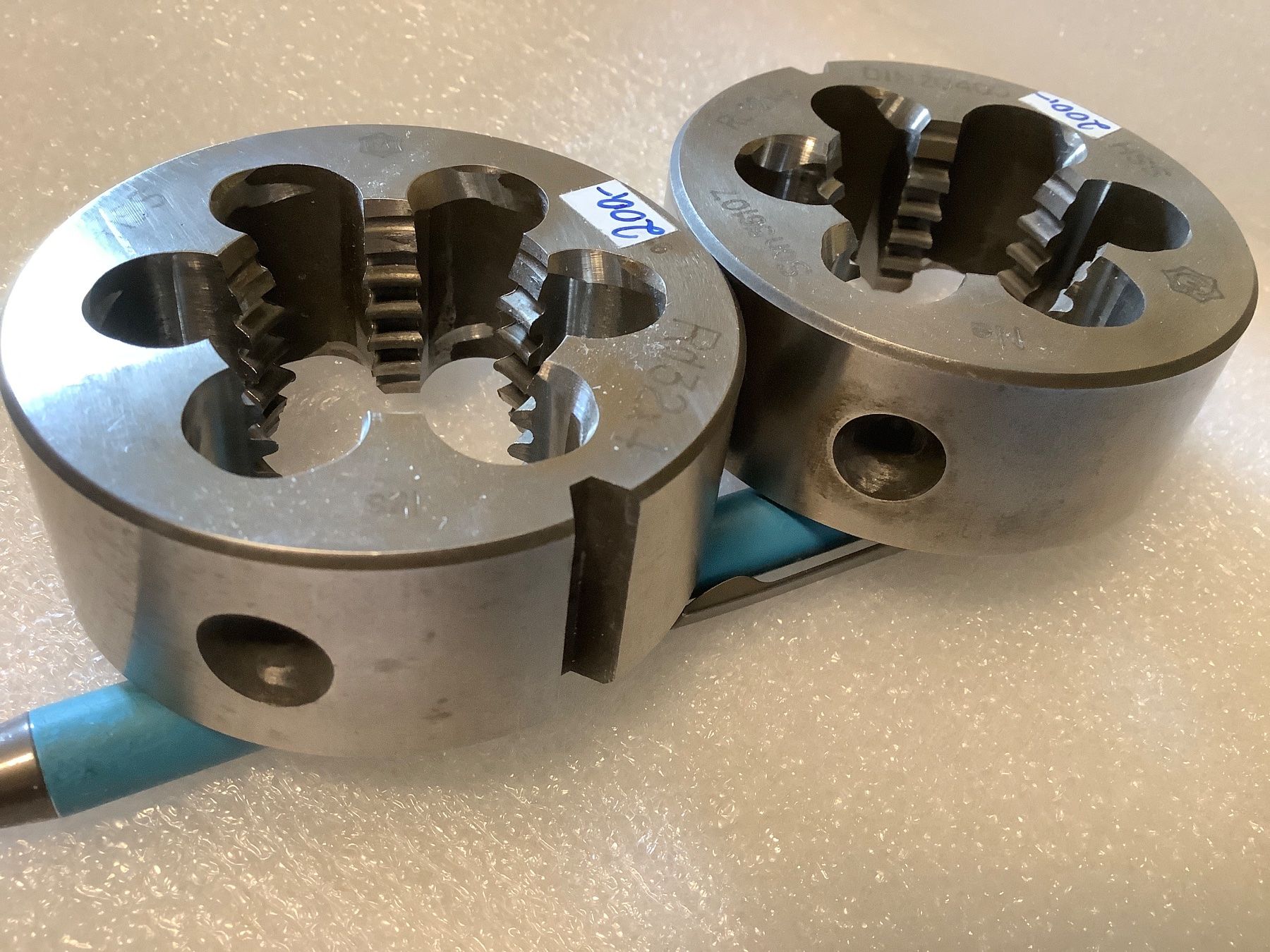 Alle Werkzeuge: Schneideisen Filière Rundgewinde Rd 32x4 rechts ODER links – Neu (gemäss Beschreibung) aus Widnau von frohsinn7 2