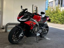 Aprilia Tuono 660 (2025) mit viel Zubehör und Garantie