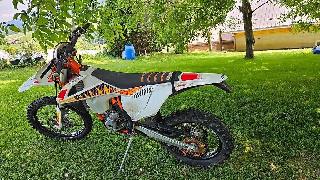 KTM Enduro: KTM EXC 350 SixDays 2017 – Gebraucht aus Rüschegg Gambach von Wattify 2