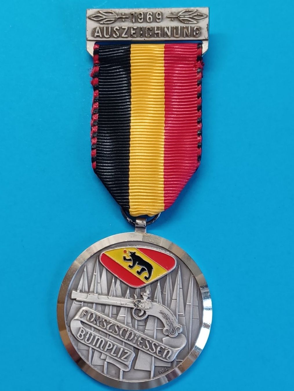 Medaglie: Bümpliz 1968  (P519) – Usato da Schwanden GL venduto da Suvorov 1