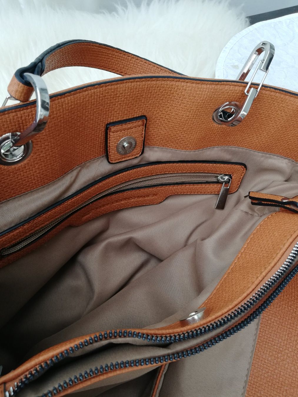 Sacs femmes: HANDTASCHE, NEU – Neuf (Voir description) à Egg b. Zürich par Kleinigkeit123 7