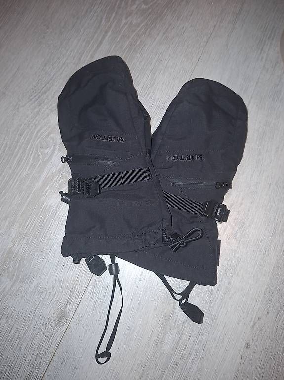 Guanti & manicotti: Burton Fausthandschuhe (S) – Usato da Luzern venduto da sutterli