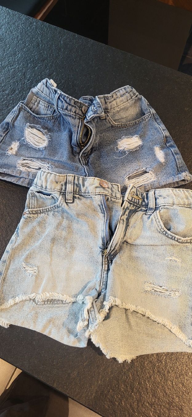 Pantaloni: Shorts Jeans 134 – Usato da Schwende venduto da Serami