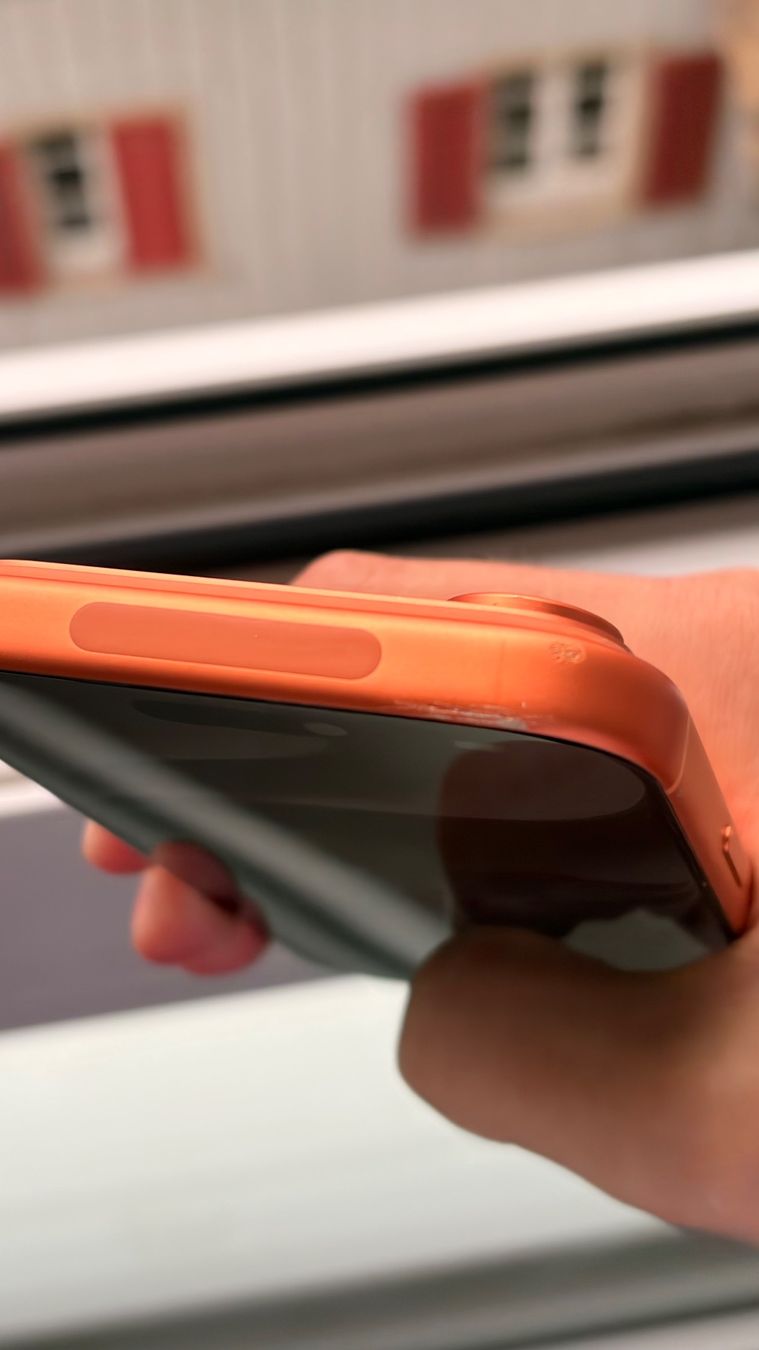 Apple Telefoni cellulari / Smartphones: Iphone 17 Pro 256GB US Version – Usato da Zürich venduto da ser_6vm2 4