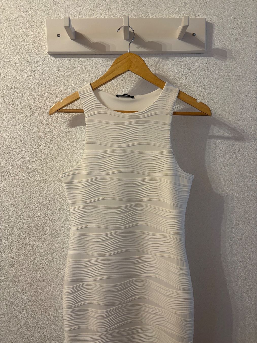 Tally Weijl Vestiti: Robe blanche – Usato da Grandvillard venduto da Elsa.Del