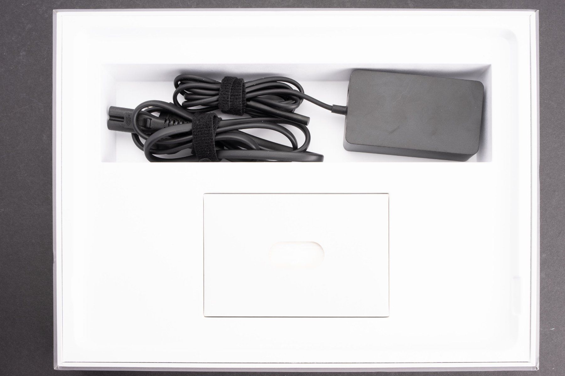 Microsoft Tablet PC: Surface Pro X | 13" | 128 GB | 8 GB RAM – Usato da Dietlikon venduto da phi_j5l6 3