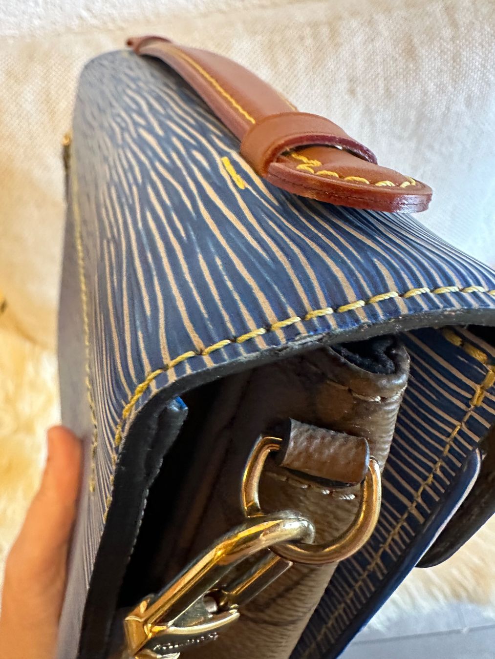 Louis Vuitton Borse da donna: Louis Vuitton Epi Denim Reverse Metis – Usato da Rupperswil venduto da Bienchen022 8
