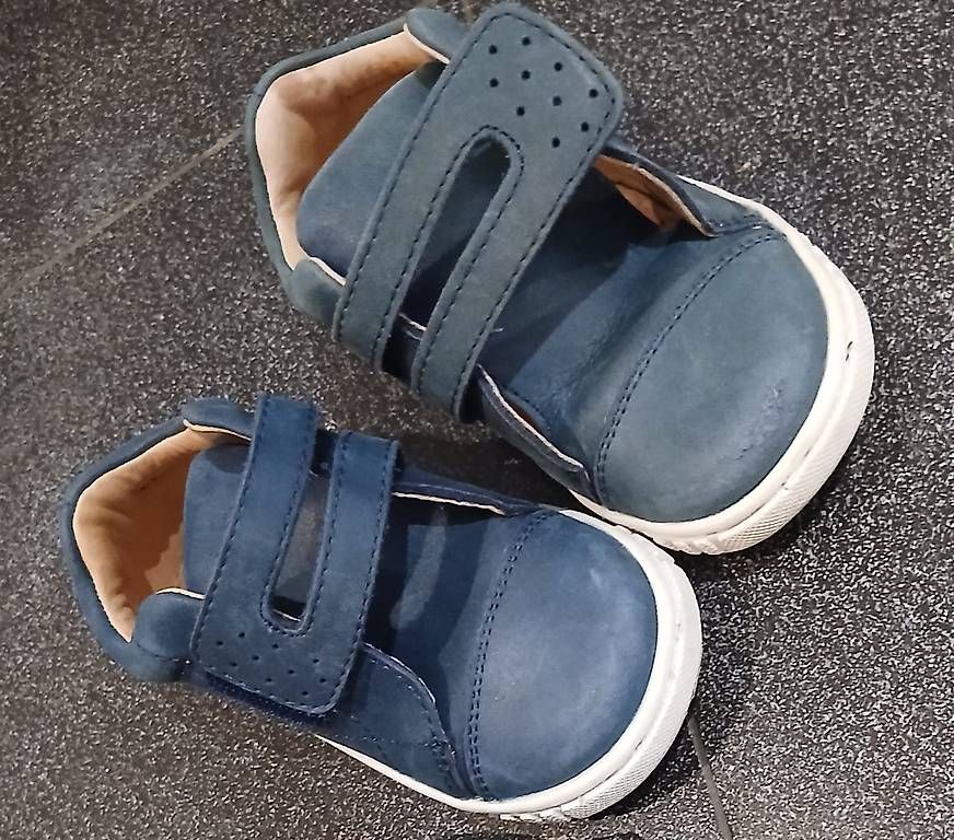 Chaussures garçon: SCHUHE   Gr 22 – D'occasion à Triengen par ram_zk8c